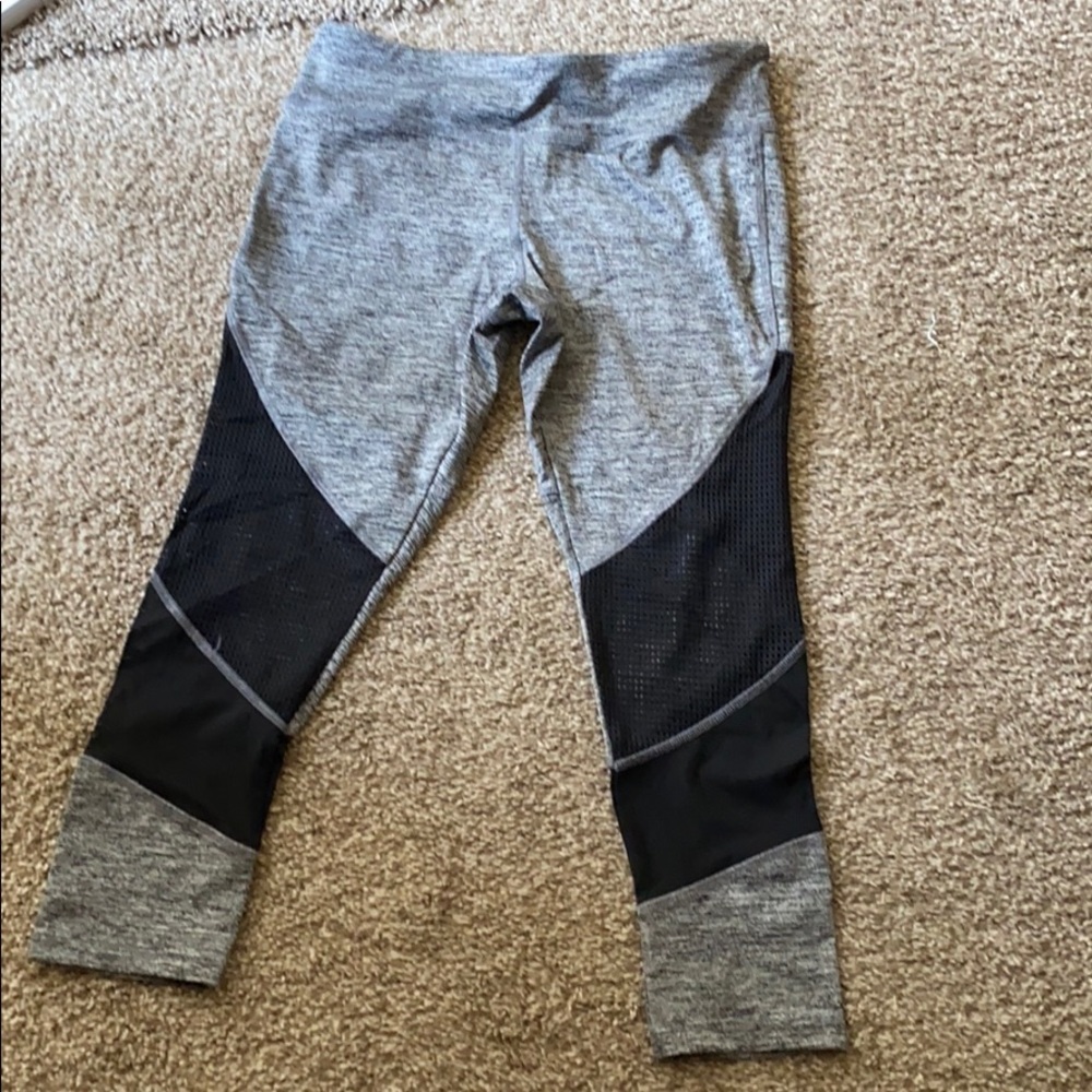 F21 active leggings